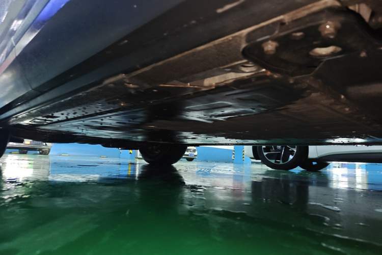 Used Nio EC6 2020 615 km Performance Edition Chassis Rear Left