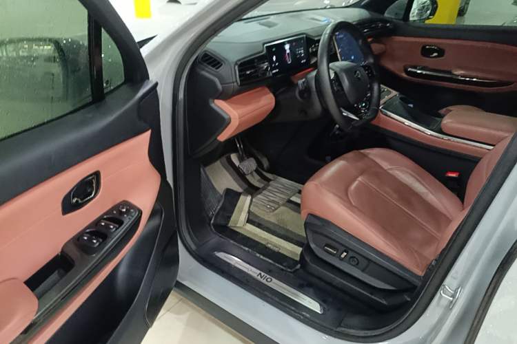 Used Nio EC6 2020 605 km Sport Edition Driver Seat