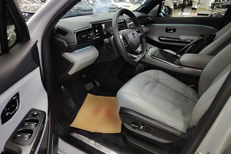 Used Nio EC6 2020 440 km Performance Version Driver Seat