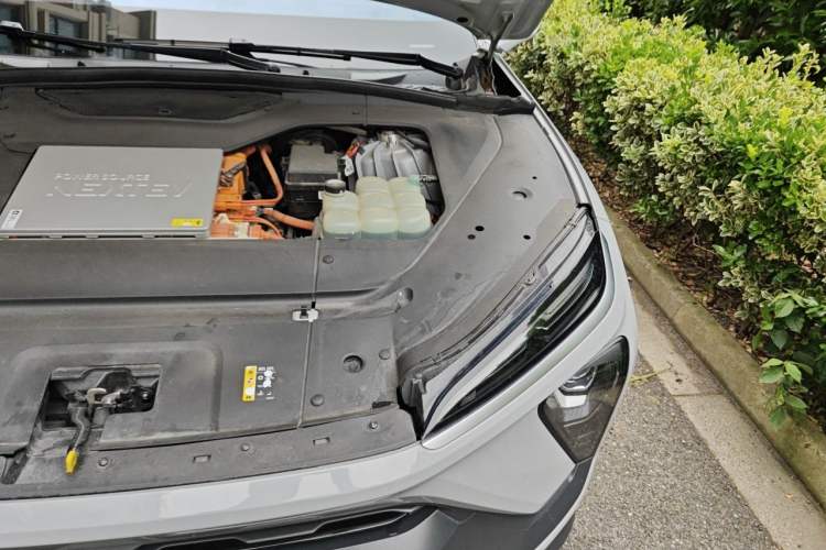 Used Nio EC6 2020 440KM Signature Edition Engine Bay Left