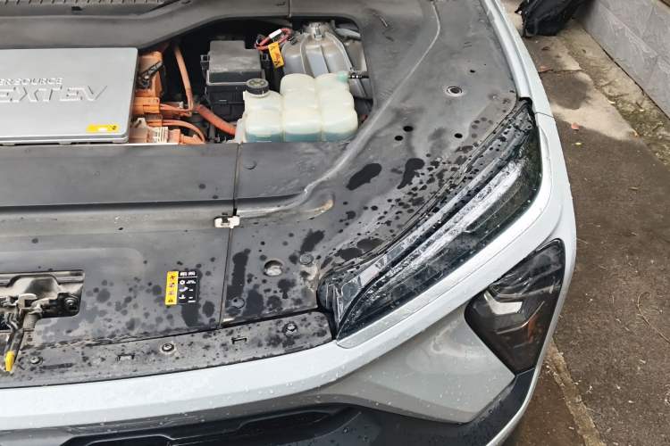 Used Nio EC6 2020 615 km Performance Edition Engine Bay Left