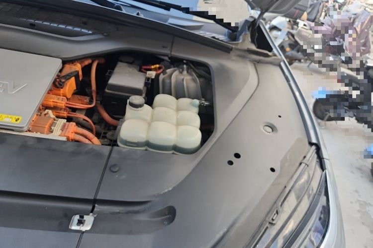 Used Nio EC6 2020 605 km Sport Edition Engine Bay Left