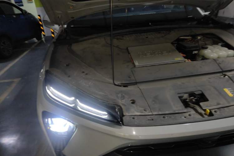 Used Nio EC6 2020 475 km Performance Version Engine Bay Right