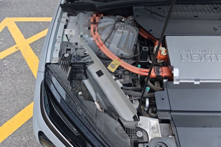 Used Nio EC6 2020 605 km Sport Edition Engine Bay Right