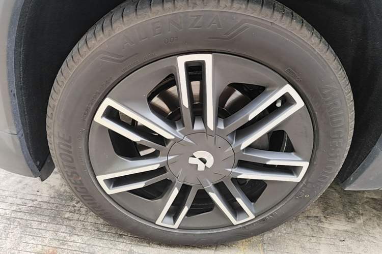 Used Nio EC6 2020 440KM Signature Edition Exterior 4