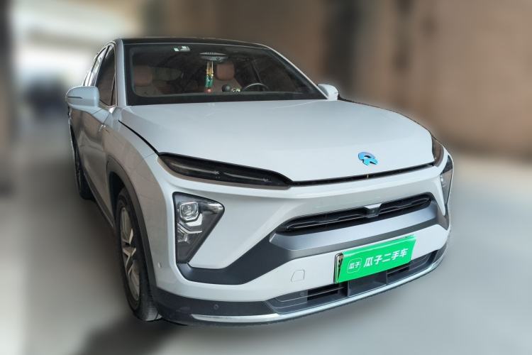 Used Nio EC6 2020 605 km Sport Edition Front Right 45 Deg