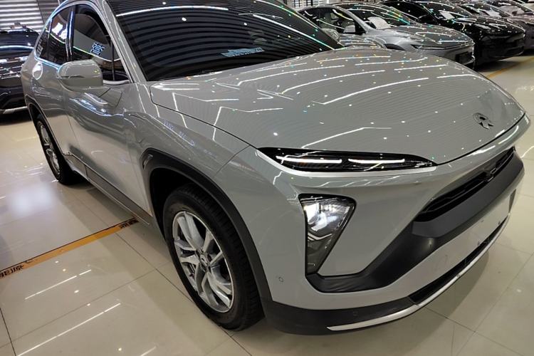 Used Nio EC6 2020 440 km Performance Version Front Right 45 Deg