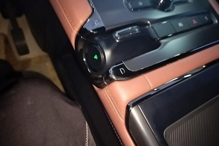 Used Nio EC6 2020 615 km Performance Edition Gear Lever