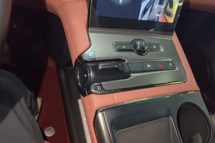 Used Nio EC6 2020 440 km Performance Version Gear Lever