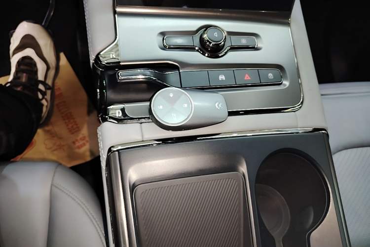 Used Nio EC6 2020 440 km Performance Version Gear Lever