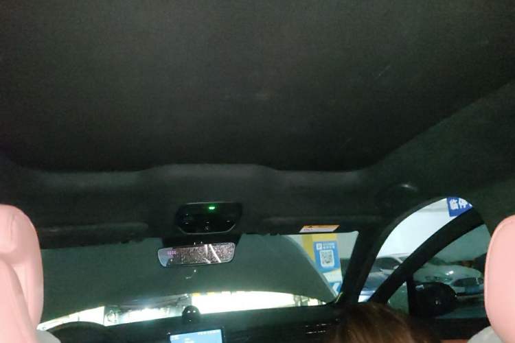Used Nio EC6 2020 440 km Performance Version Headliner