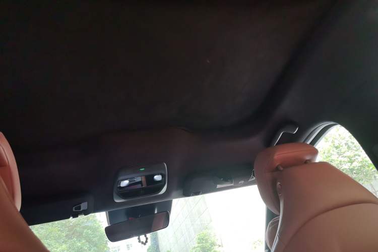 Used Nio EC6 2020 475 km Performance Version Headliner