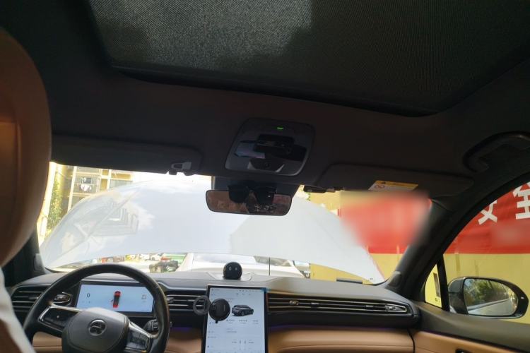 Used Nio EC6 2020 615 km Performance Edition Headliner