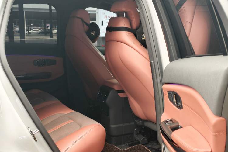 Used Nio EC6 2020 465 km Sport Edition Interior 3