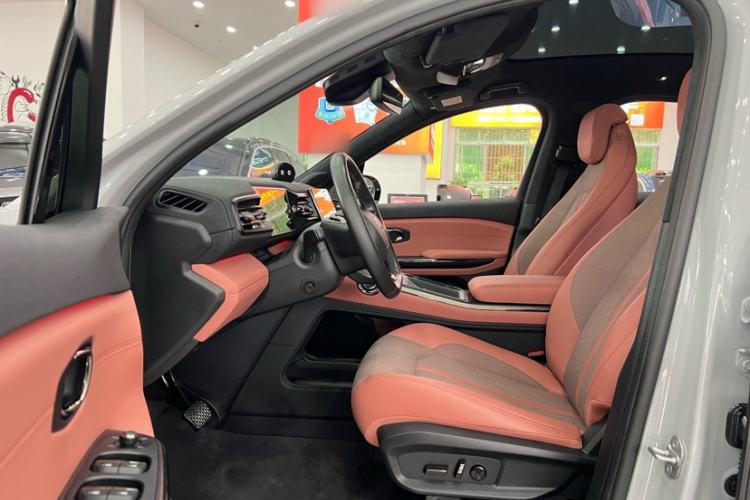 Used Nio EC6 2020 465 km Sport Edition Interior 3