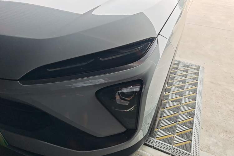 Used Nio EC6 2020 475 km Performance Version Left Front Headlight