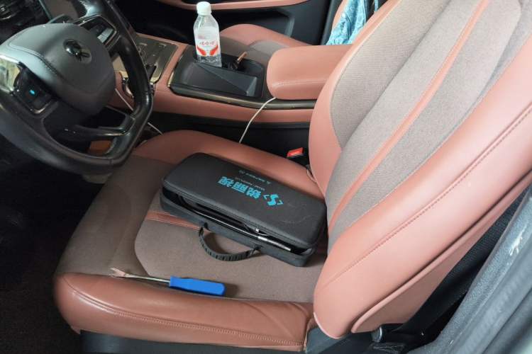 Used Nio EC6 2020 605 km Sport Edition Left Front Seat
