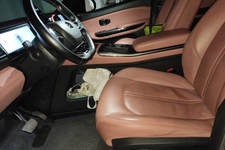 Used Nio EC6 2020 440 km Performance Version Left Front Seat