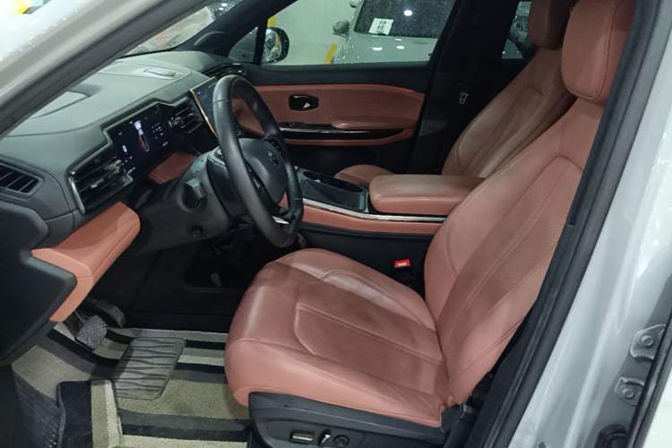 Used Nio EC6 2020 605 km Sport Edition Left Front Seat