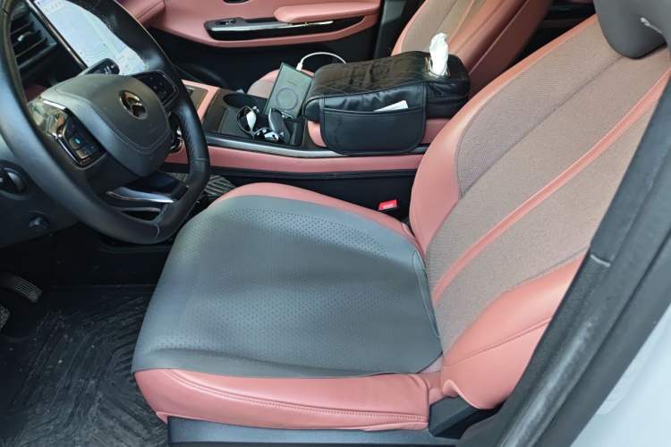Used Nio EC6 2020 605 km Sport Edition Left Front Seat