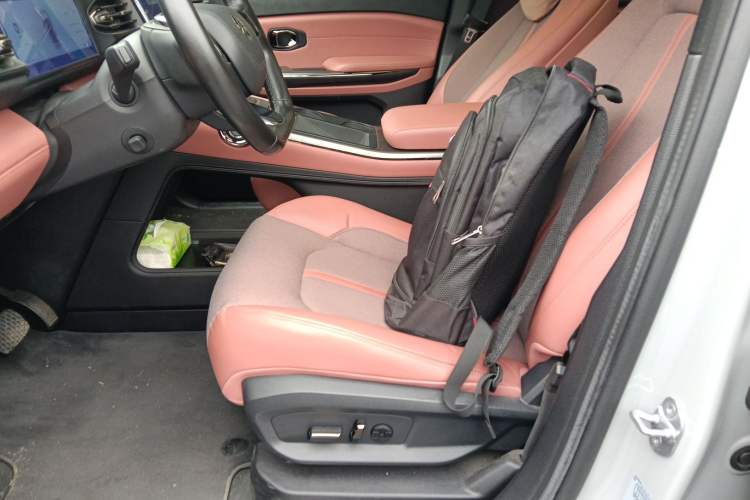 Used Nio EC6 2020 465 km Sport Edition Left Front Seat