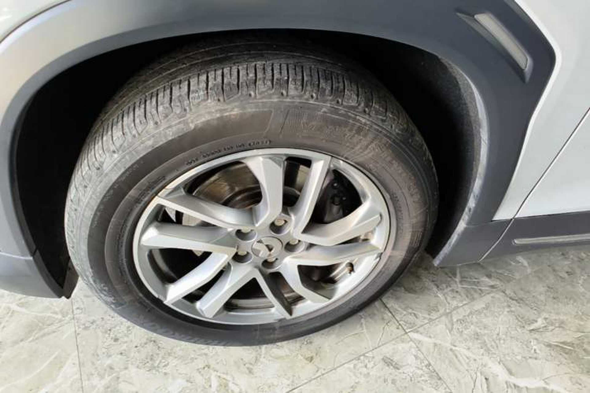 Used Nio EC6 2020 430 km Sport Version Left Front Wheel Hub