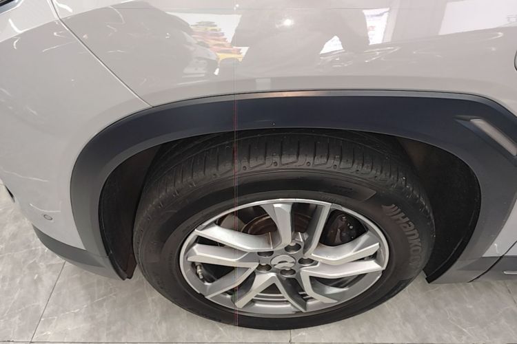 Used Nio EC6 2020 430 km Sport Version Left Front Wheel Hub