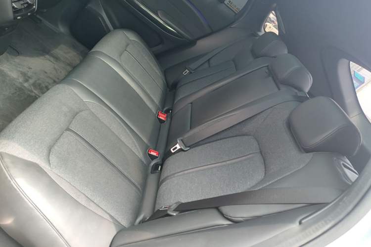 Used Nio EC6 2020 605 km Sport Edition Left Rear Seat