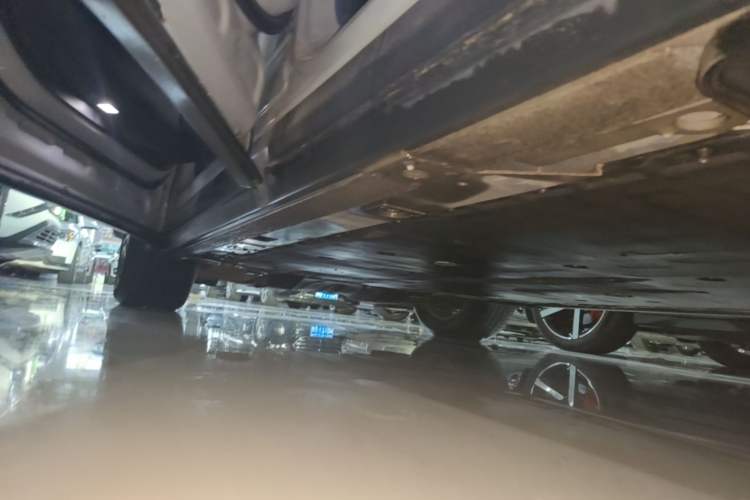 Used Nio EC6 2020 605 km Sport Edition Left Side Sill