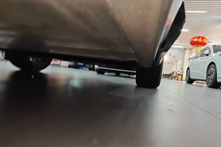 Used Nio EC6 2020 475 km Performance Version Left Side Sill