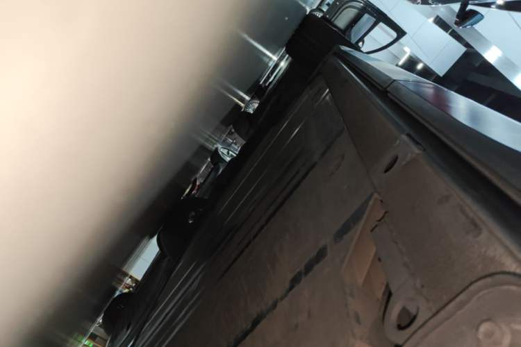 Used Nio EC6 2020 430 km Sport Version Left Side Sill