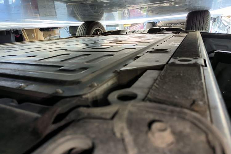 Used Nio EC6 2020 430 km Sport Version Left Side Sill