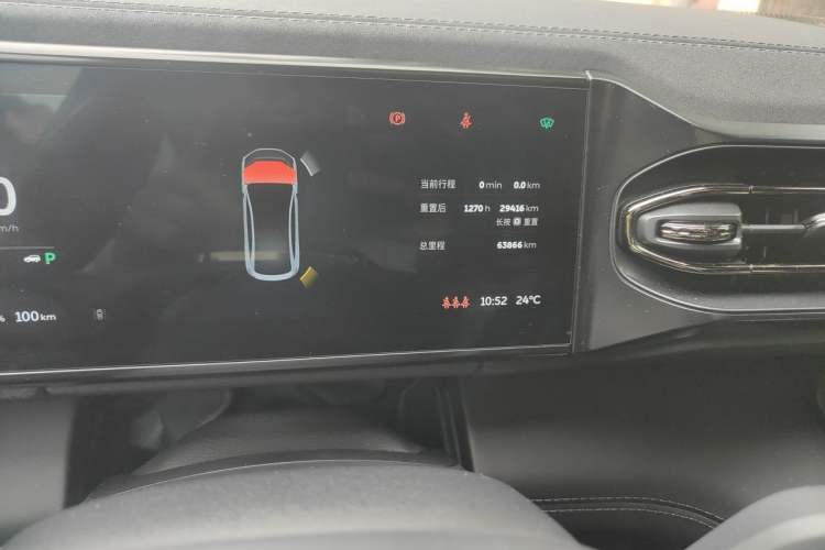 Used Nio EC6 2020 605 km Sport Edition Odometer Close Up