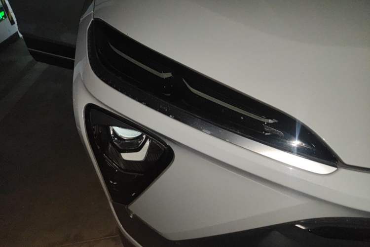 Used Nio EC6 2020 440 km Performance Version Right Front Headlight