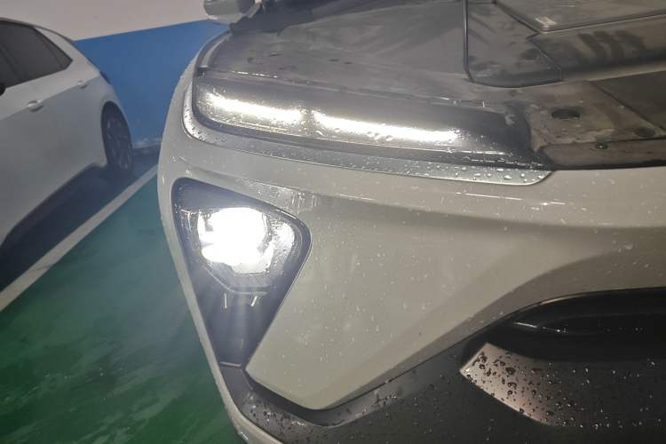 Used Nio EC6 2020 615 km Performance Edition Right Front Headlight