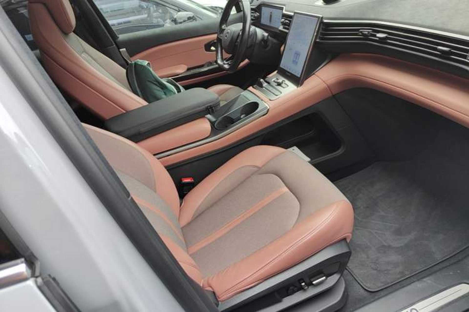 Used Nio EC6 2020 615 km Performance Edition Right Front Seat