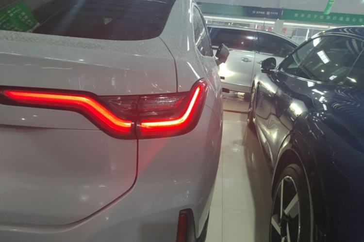 Used Nio EC6 2020 605 km Sport Edition Right Rear Taillight