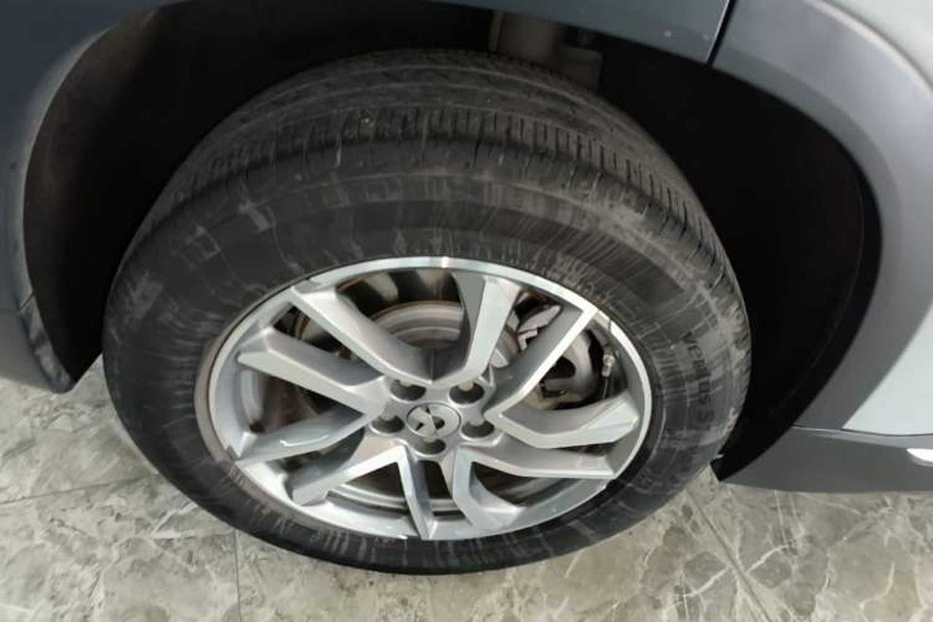 Used Nio EC6 2020 430 km Sport Version Right Rear Wheel Hub