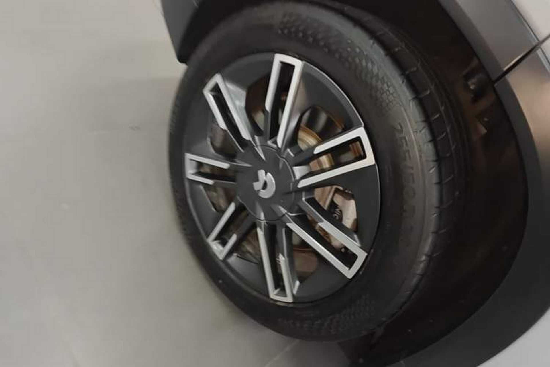 Used Nio EC6 2020 475 km Performance Version Right Rear Wheel Hub