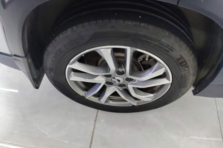 Used Nio EC6 2020 430 km Sport Version Right Rear Wheel Hub