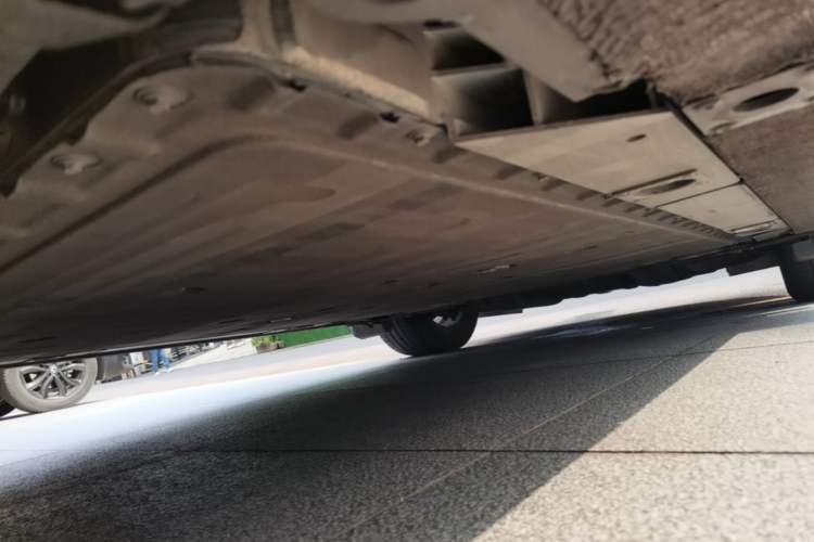 Used Nio EC6 2020 465 km Sport Edition Right Side Sill