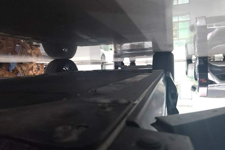 Used Nio EC6 2020 465 km Sport Edition Right Side Sill