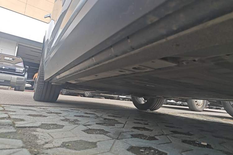 Used Nio EC6 2020 475 km Performance Version Right Side Sill