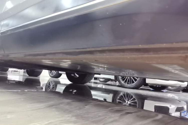 Used Nio EC6 2020 430 km Sport Version Right Side Sill