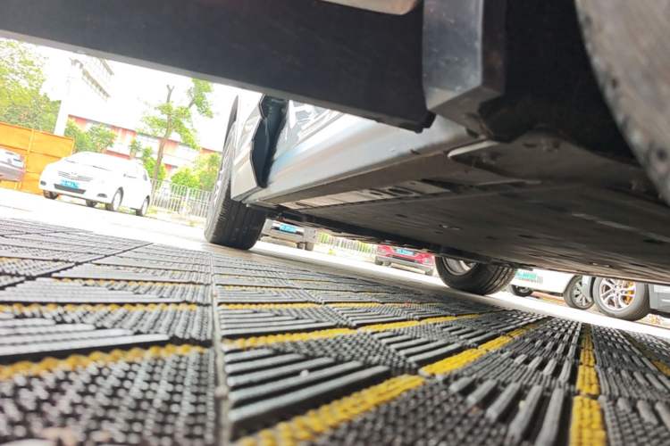 Used Nio EC6 2020 475 km Performance Version Right Side Sill