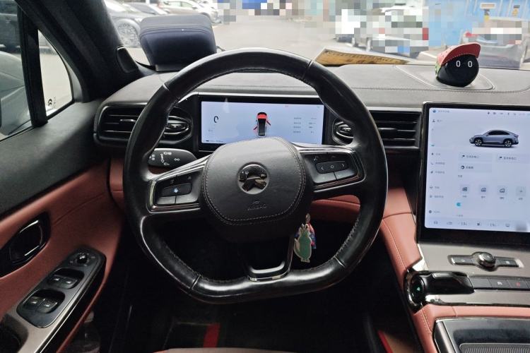 Used Nio EC6 2020 615 km Signature Edition Steering Wheel