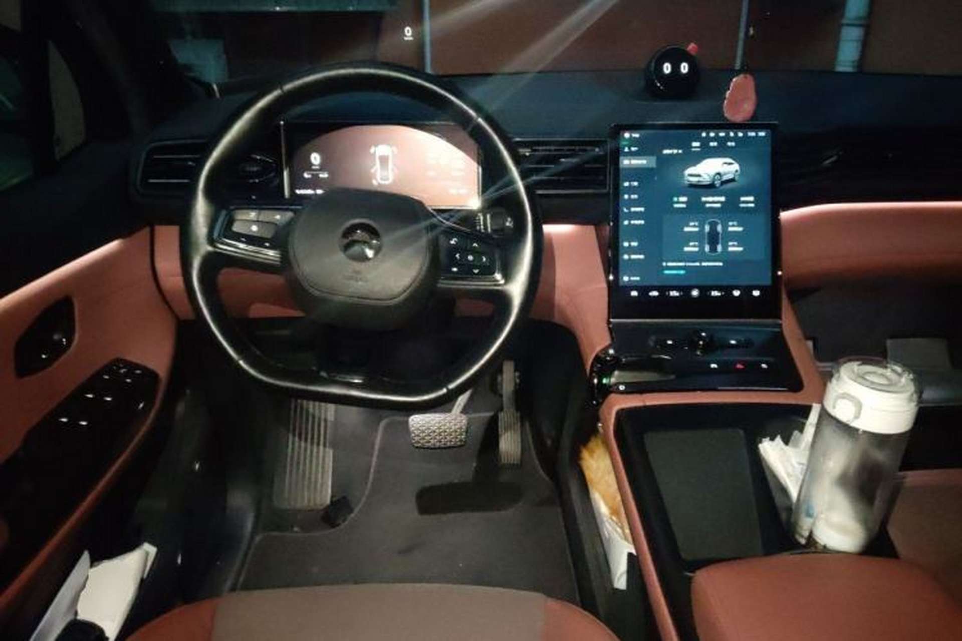 Used Nio EC6 2020 605 km Sport Edition Steering Wheel