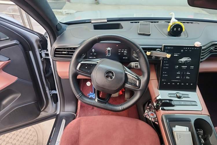 Used Nio EC6 2020 605 km Sport Edition Steering Wheel