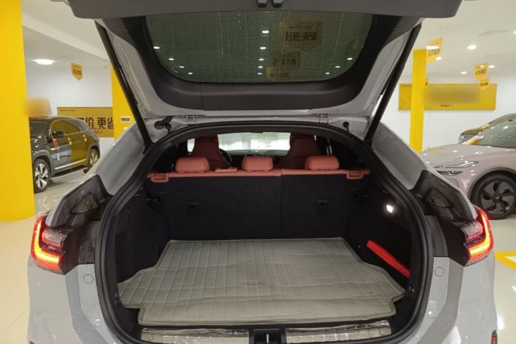 Used Nio EC6 2020 605 km Sport Edition Trunk