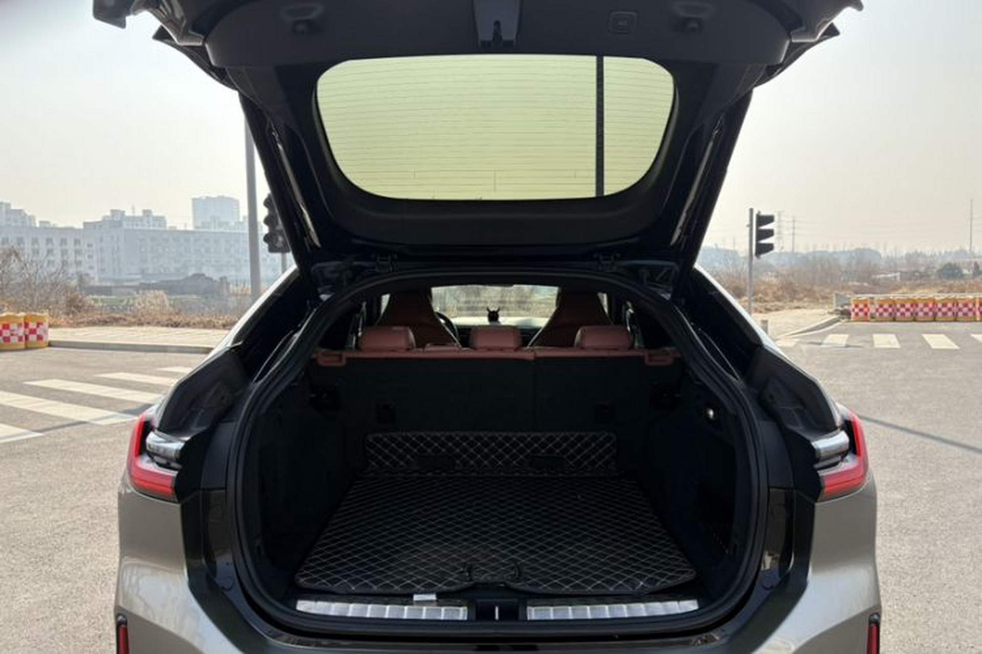 Used Nio EC6 2020 475 km Signature Edition Trunk